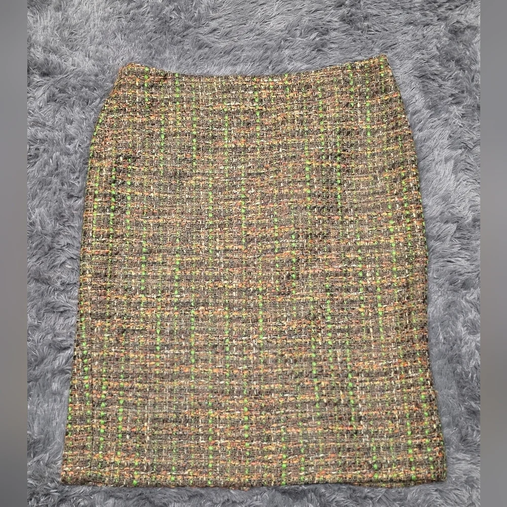 Talbots Multicolor Tweed Pencil Skirt. Size 10. EUC